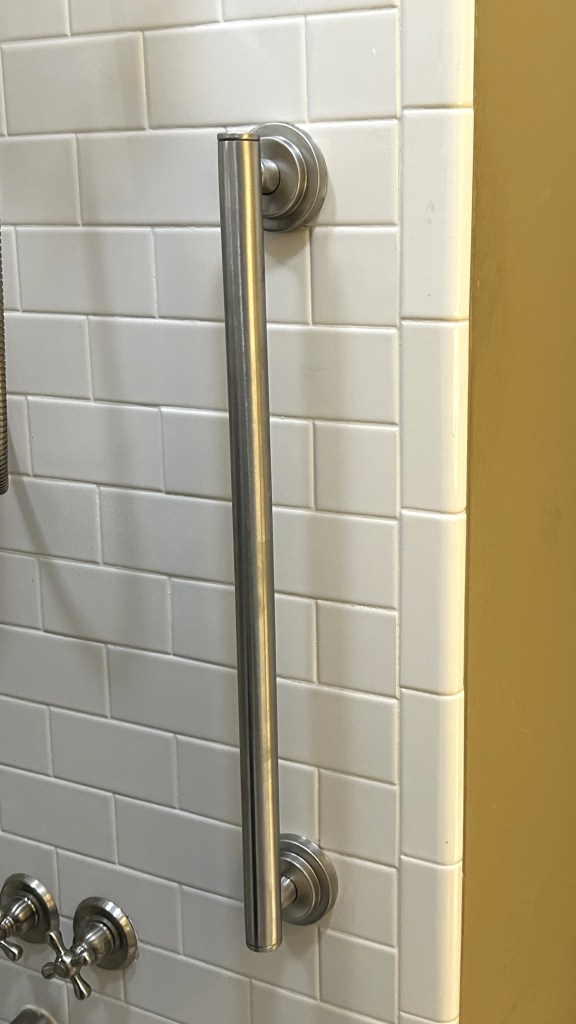 Beautiful grab bar installation services in Atlanta, Johns Creek, Roswell, Lawrenceville, Sugar Hill, GA